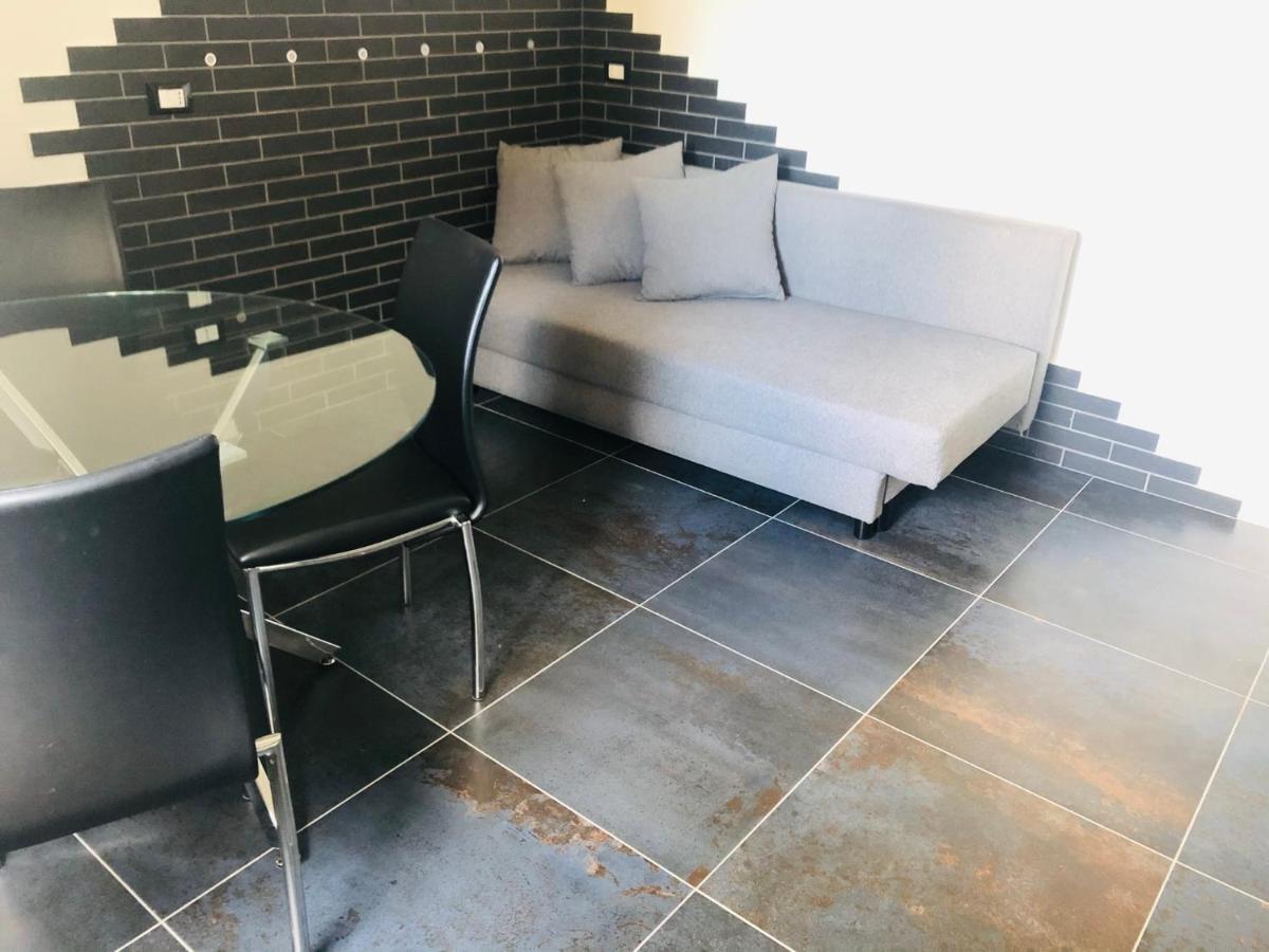 Blaxej, Nel Cuore Di Verona, Moderno Ed Elegante, 4 Posti Letto, Wi-Fi, Self Check In Daire Dış mekan fotoğraf