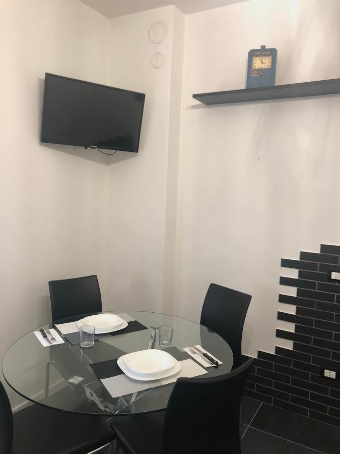 Blaxej, Nel Cuore Di Verona, Moderno Ed Elegante, 4 Posti Letto, Wi-Fi, Self Check In Daire Dış mekan fotoğraf
